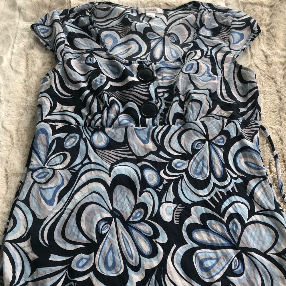 Dress Barn Top Longer Flower Power Top - Picture 1 of 6
